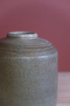 Mos, hånddrejet vase